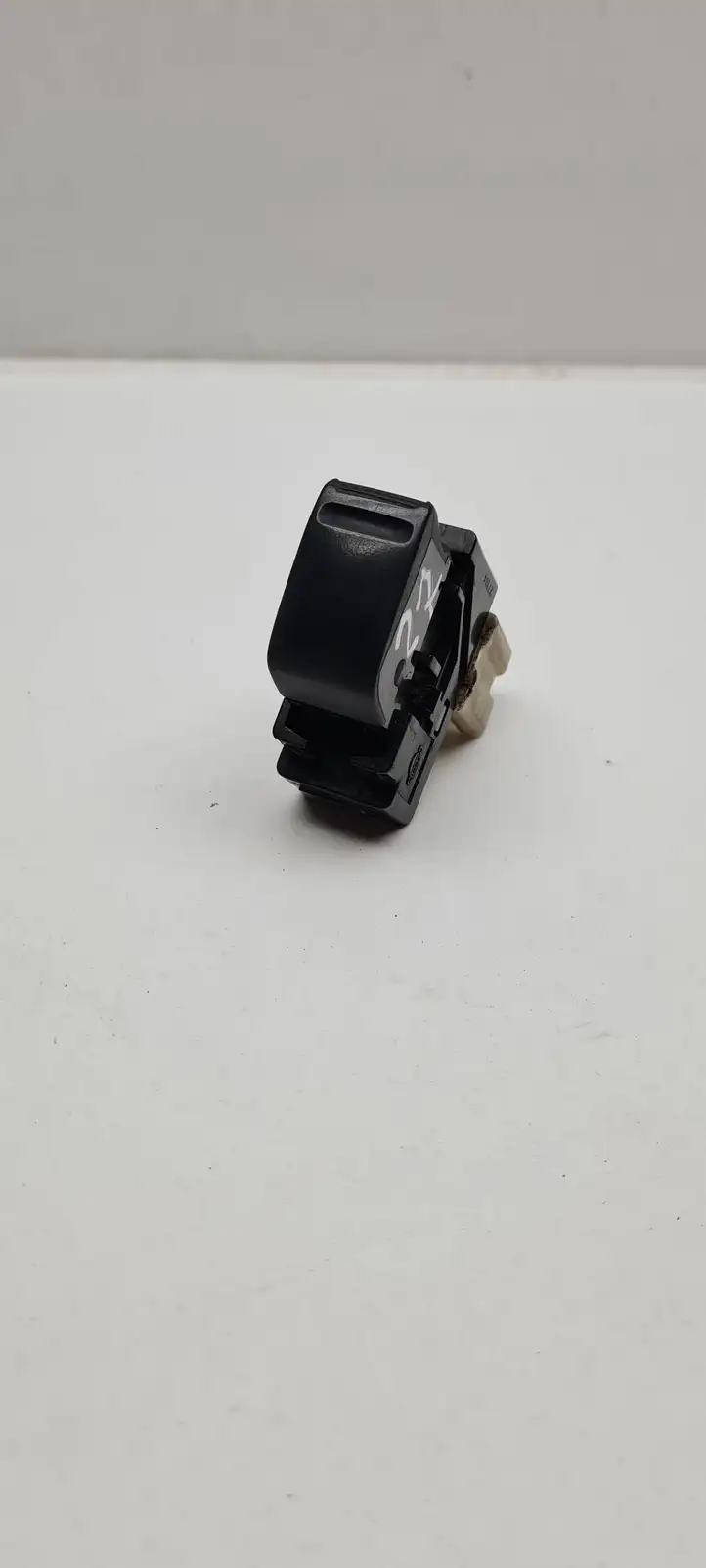 Subaru Forester SG (2006 - 2008) 2730A Кнопка стеклоподъемников — фото 1