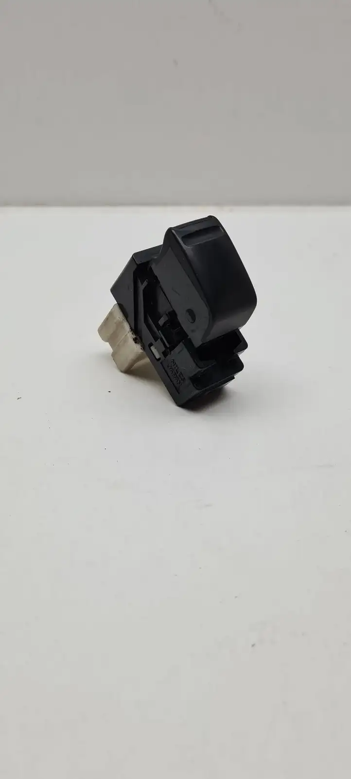 Subaru Forester SG (2006 - 2008) 2730A Кнопка стеклоподъемников — фото 2