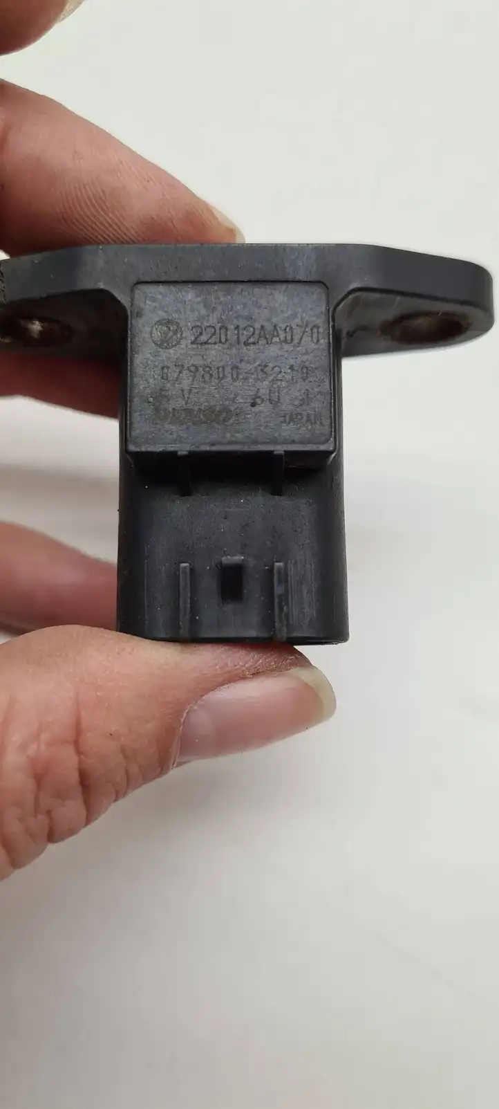 Subaru Legacy (1999 - 2003) 22012AA070 Датчик удара SRS — фото 2