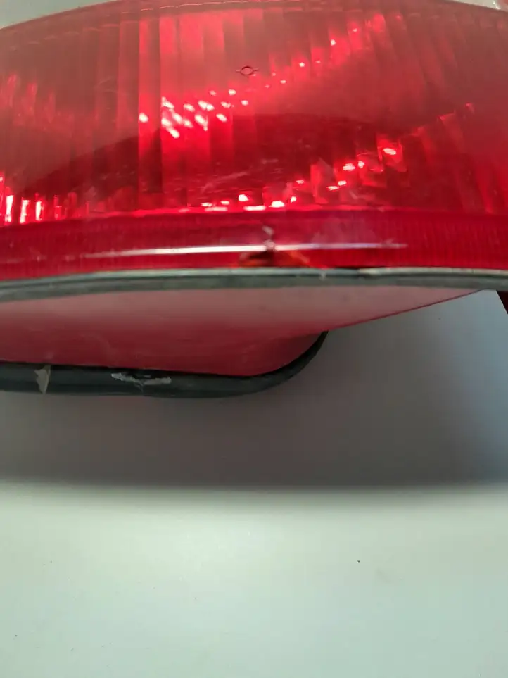 Skoda Fabia Mk1 (6Y) (1999 - 2007) 6Y9945111B Задний фонарь в кузове — фото 3