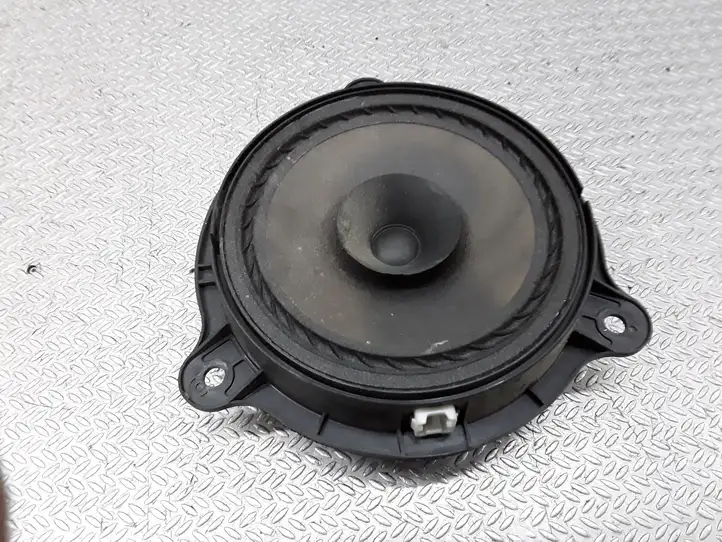 Nissan Micra (2010 - 2013) 28156EE500 Динамики передних дверей — фото 1