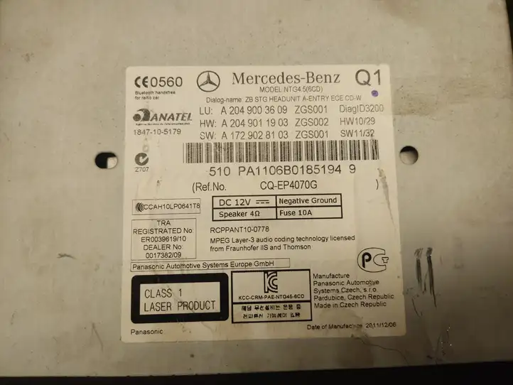 Mercedes-Benz C W204 (2007 - 2014) A2049003609 Магнитола / мультимедийная система — фото 3