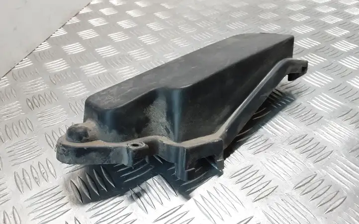 Lexus GS 300 350 430 450h (2004 - 2007) 7154867930 Крышка ящика предохранителей — фото 3