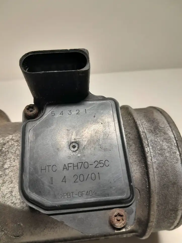 Audi A4 S4 B6 8E 8H (2000 - 2006) AFH7025C Датчик массового расхода воздуха — фото 2