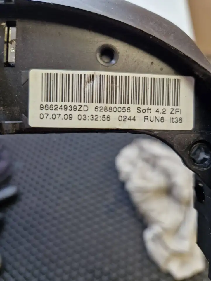 Citroen C4 I Picasso (2006 - 2013) 62880056 Кнопки на рулевом колесе — фото 2