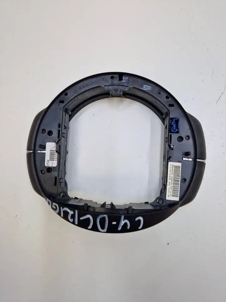 Citroen C4 I Picasso (2006 - 2013) 62880056 Кнопки на рулевом колесе — фото 3