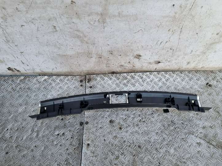 Audi A4 (2007 - 2011)  8K9864483 Отделка порога багажника