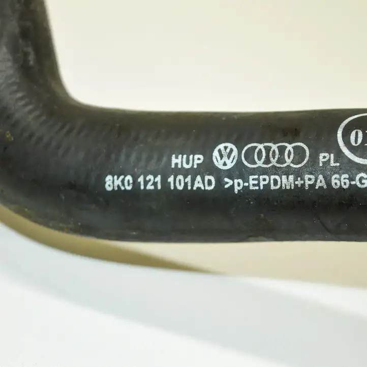 Audi A4 S4 B8 8K (2011 - 2015) 8K0121101AD Шланги системы охлаждения — фото 6
