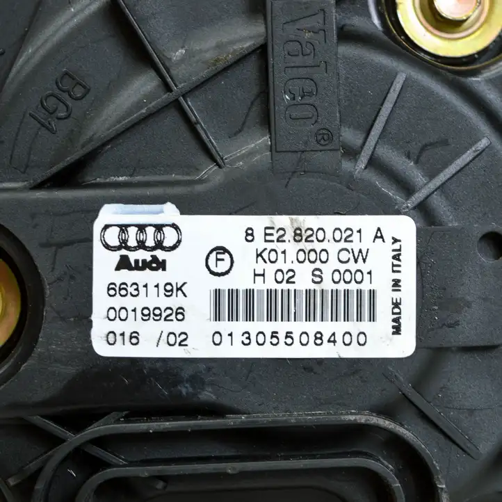 Audi A4 S4 B6 8E 8H (2000 - 2006) 8E2820021A Вентилятор печки — фото 3