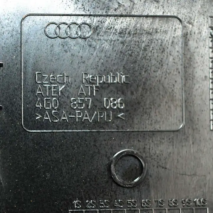 Audi A6 C7 (2014 - 2018) 4G0857086 Прочие детали салона — фото 4
