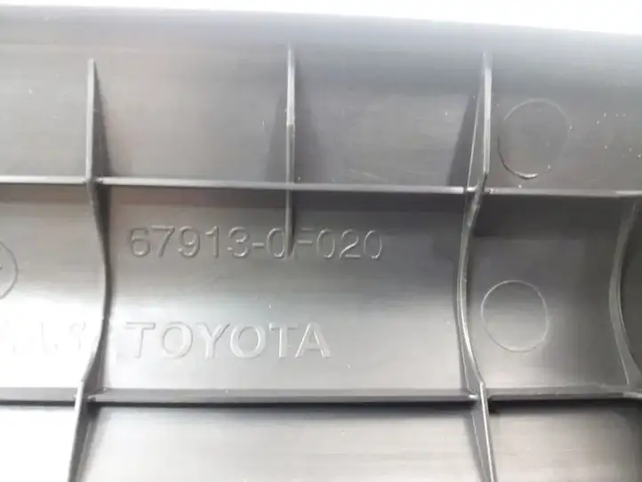 Toyota Verso (2009 - 2012) 679130F020B0 Внутренняя отделка переднего порога — фото 3