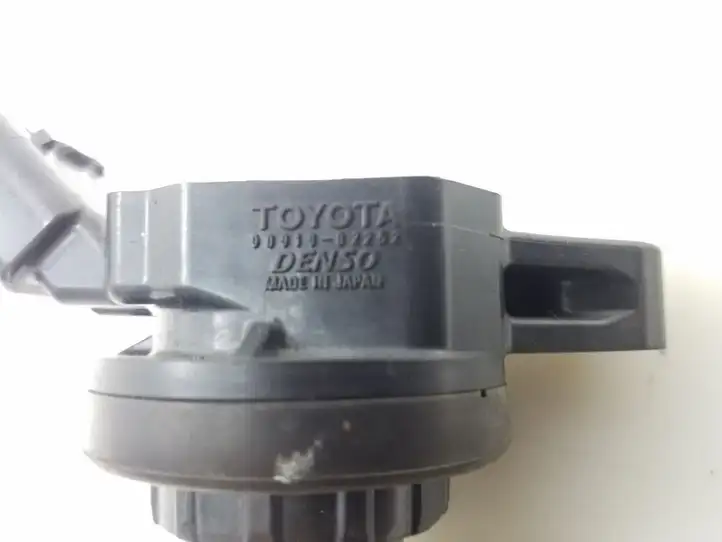 Toyota Verso (2009 - 2012) 9091902252 Катушка зажигания — фото 2