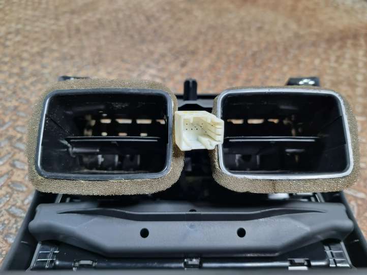 BMW 5 G30 G31 (2016 - )  9377080 Задняя воздушный дефлектор
