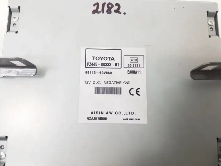 Toyota Avensis T270 (2009 - 2012) PZ44500333 Магнитола / мультимедийная система — фото 3