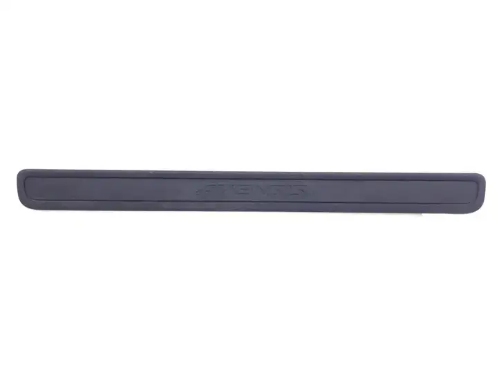 Toyota Avensis T270 (2009 - 2012) 6791205040 Внутренняя отделка переднего порога — фото 1