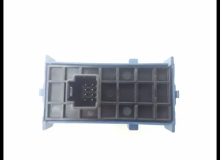 Toyota Avensis T270 (2009 - 2012) 8481005070 Блок кнопок стеклоподъемников — фото 2