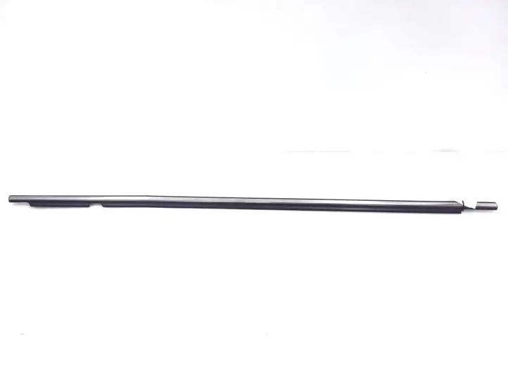Toyota Avensis T270 (2009 - 2012) 7571105020 Накладка стекла передней двери — фото 1