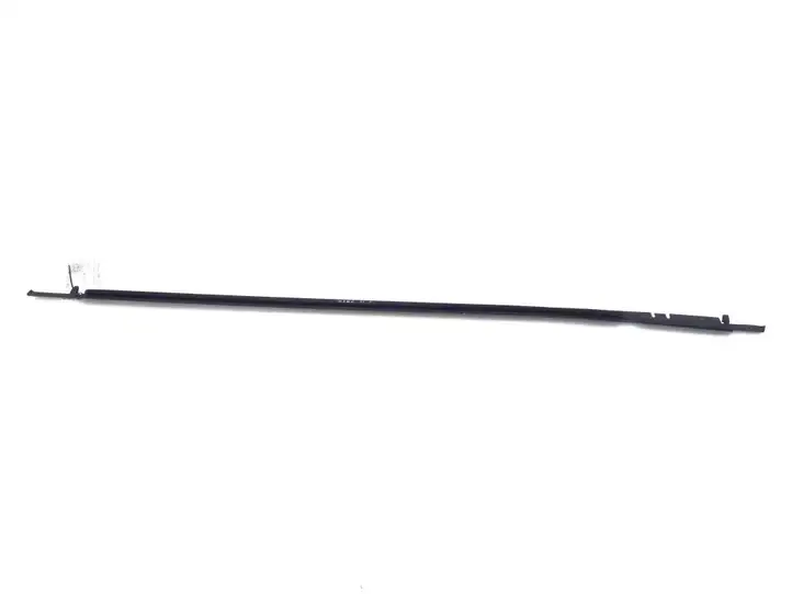 Toyota Avensis T270 (2009 - 2012) 7571105020 Накладка стекла передней двери — фото 2