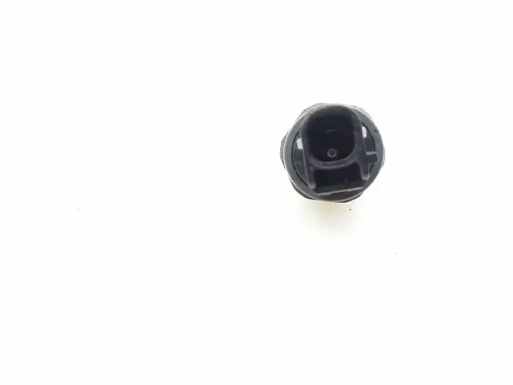 Toyota Yaris Verso (1999 - 2005) 8353028020 Прочие датчики — фото 3