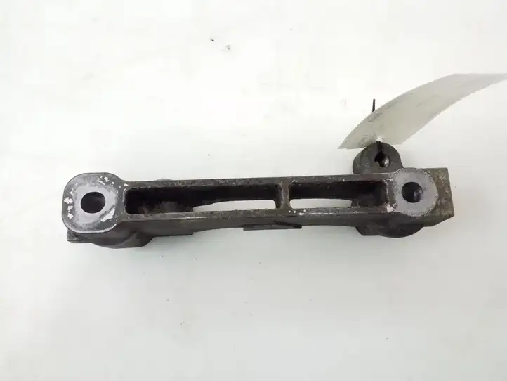 Toyota RAV 4 (XA30) (2006 - 2016) 1234126010 Кронштейн двигателя — фото 2