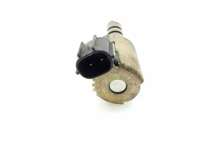 Toyota Corolla E120 E130 (2000 - 2004) 1530322030 Датчик давления масла двигателя — фото 2