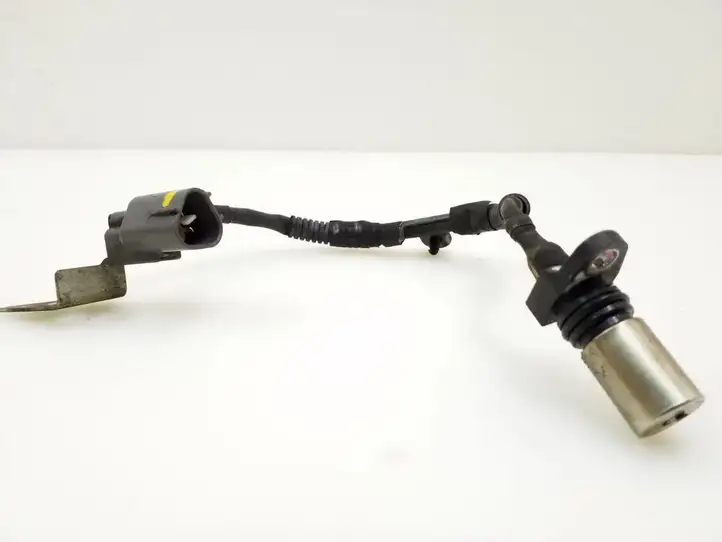 Toyota Corolla Verso AR10 (2004 - 2009) 9091905069 Датчик коленвала — фото 1
