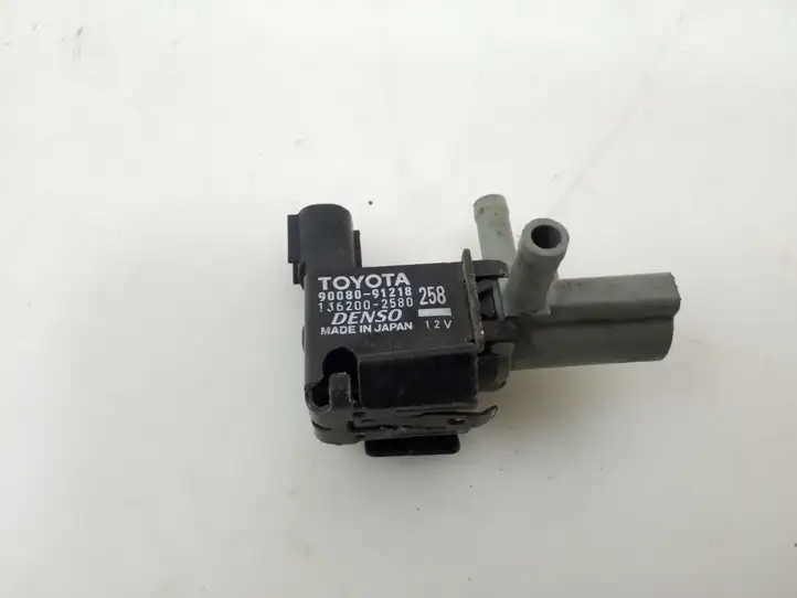 Toyota Corolla E120 E130 (2000 - 2004) 9008091218 Соленоид турбины — фото 1