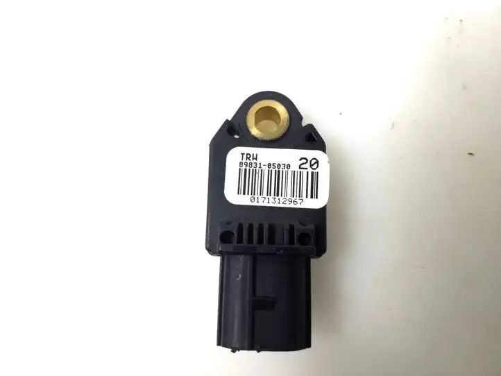 Toyota Avensis T270 (2009 - 2012) 8983105030 Датчик удара SRS — фото 1