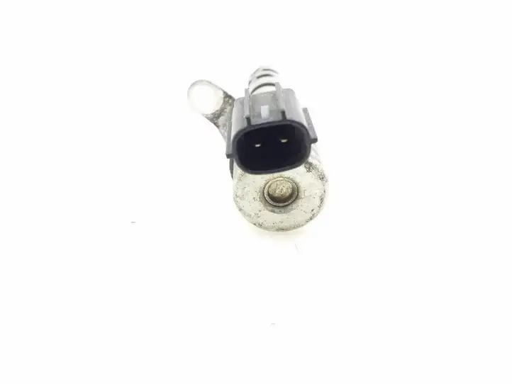 Toyota Yaris (2005 - 2009) 1533040020 Датчик давления масла двигателя — фото 1