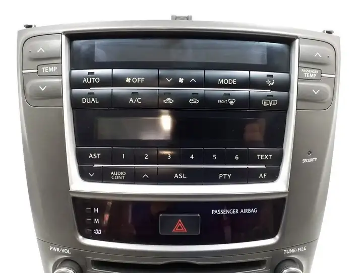 Lexus IS 220D-250-350 (2005 - 2010) 8612053400 Магнитола / мультимедийная система — фото 3