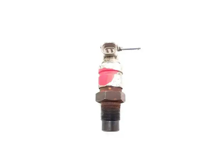 Toyota Avensis T250 (2003 - 2006) Датчик уровня топлива — фото 2