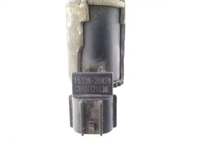 Toyota Avensis Verso (1995 - 2001) 1533028020 Датчик давления масла двигателя — фото 3