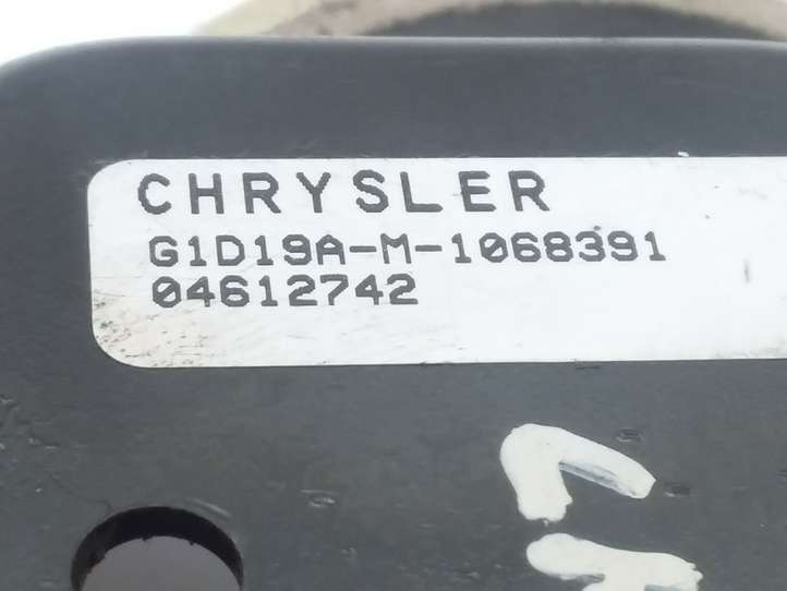Chrysler Voyager (2001 - 2004)  04612742 Педаль акселератора