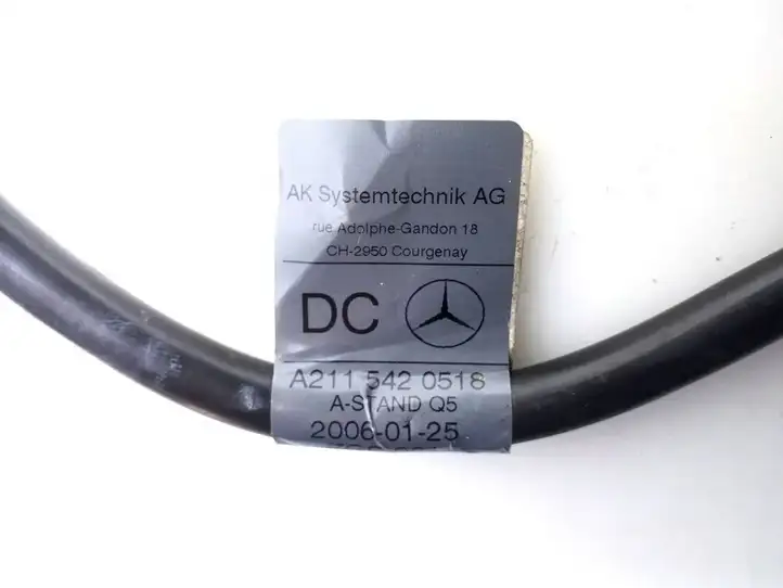 Mercedes-Benz E W211 (2002 - 2009) A2115420518 Минусовой провод аккумулятора — фото 2