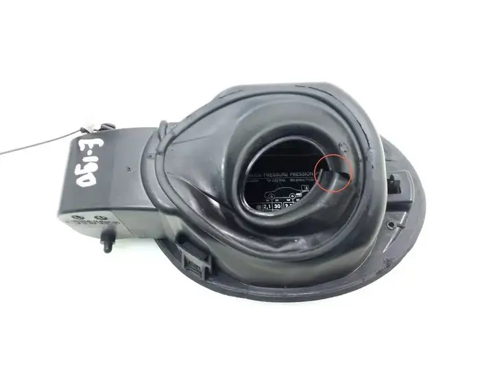 Mercedes-Benz R W251 (2005 - 2013) A2517570206 Крышка топливного бака — фото 3