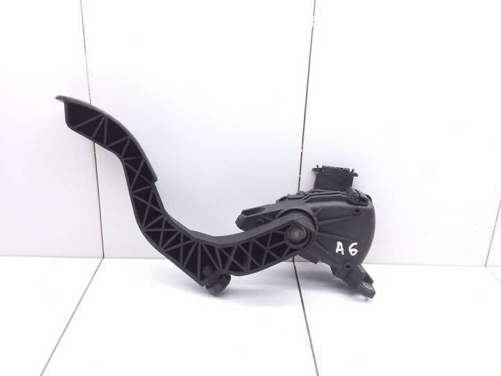 Audi A6 (2001 - 2004)  8D1723523F Педаль акселератора