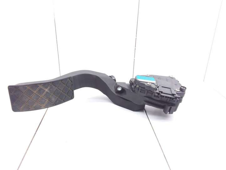 Audi A6 (2001 - 2004)  8D1723523F Педаль акселератора