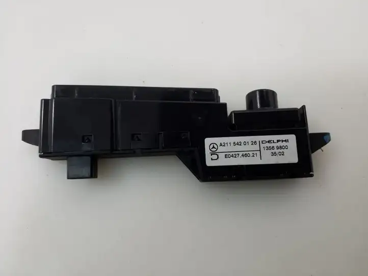 Mercedes-Benz E W211 (2002 - 2009) A2115420126 Другие включатели / ручки/ переключатели — фото 2
