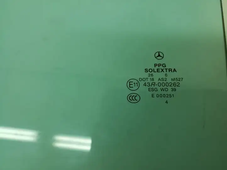 Mercedes-Benz R W251 (2005 - 2013) A2517350310 Стекло задней двери — фото 2