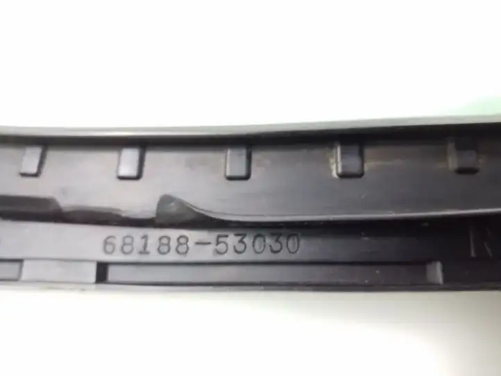 Lexus IS 220D-250-350 (2005 - 2010) 6812353100 Форточка двери — фото 2