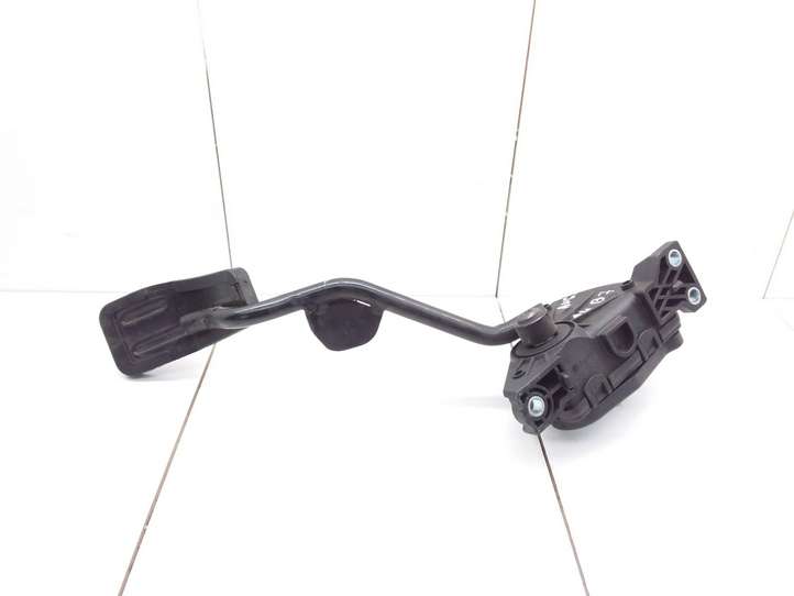 Audi A4 (2004 - 2009)  8E2721523E Педаль акселератора