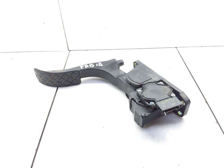 Skoda Fabia Mk1 (6Y) (1999 - 2007)  0281002378 Педаль акселератора