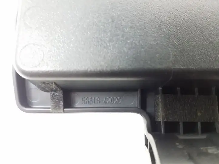 Toyota RAV 4 (XA40) (2012 - 2018) 5881342020 Прочие детали салона — фото 3