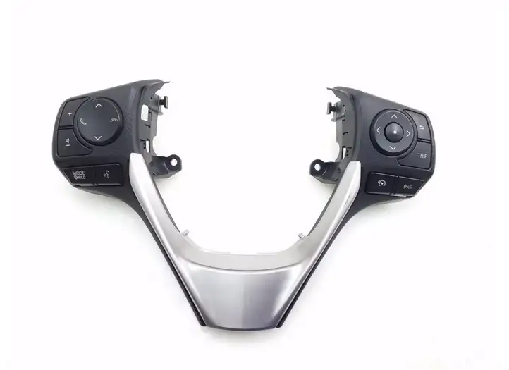Toyota RAV 4 (XA40) (2012 - 2018) Кнопки на рулевом колесе — фото 1