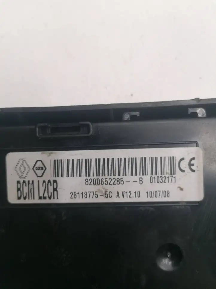 Renault Clio III (2005 - 2012) 8200652285 Модуль комфорта — фото 2