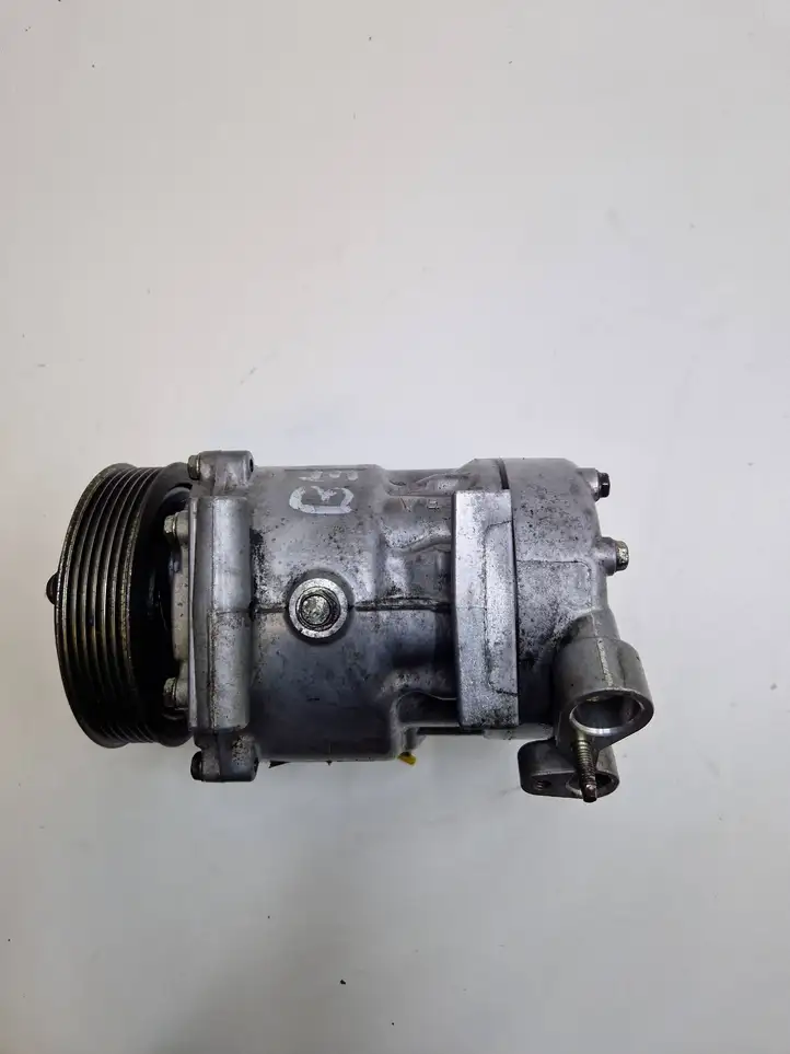 Citroen C4 (2004 - 2008) 9686061780 Компрессор (насос) кондиционера воздуха — фото 3