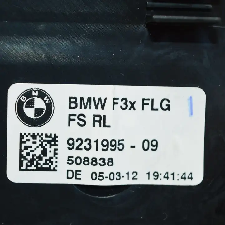 BMW 3 F30 F35 F31 (2012 - 2018) 9231995 Воздушная решетка панели — фото 4