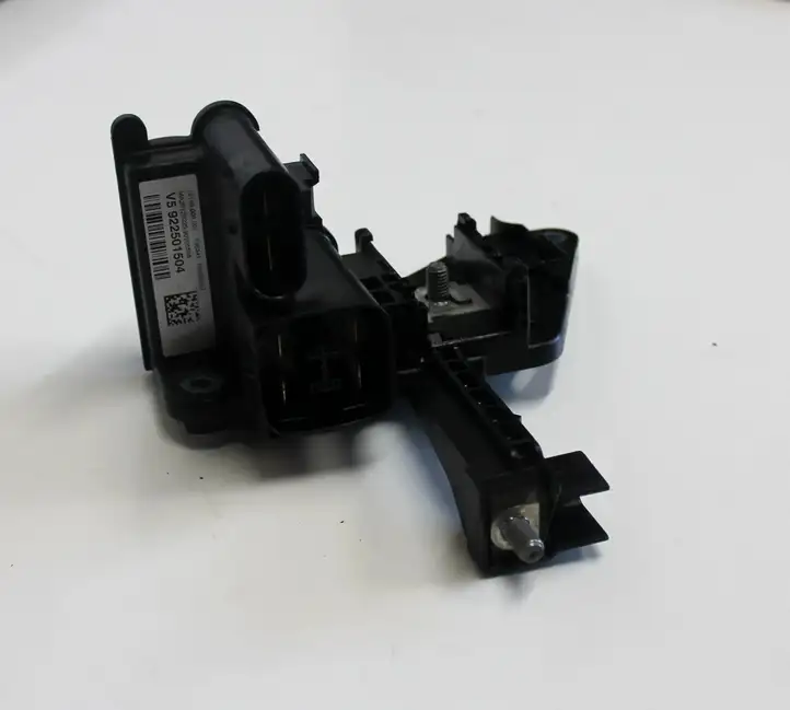BMW 3 F30 F35 F31 (2012 - 2018) 922501504 Плюсовой провод аккумулятора — фото 1