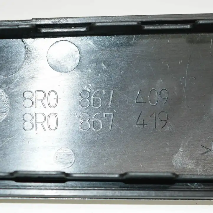 Audi Q5 SQ5 (2008 - 2012) 8R0867409 Прочая отделка задней двери — фото 3