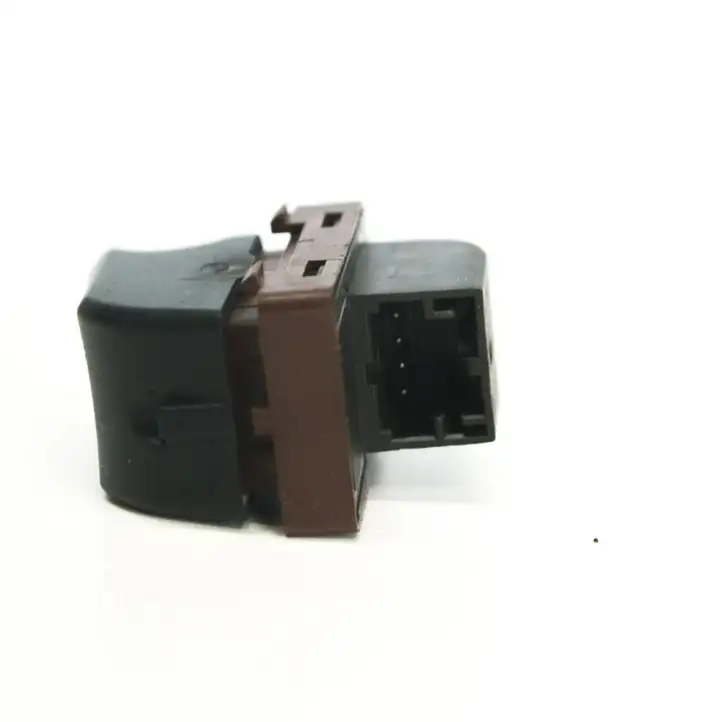 Audi A4 S4 B8 8K (2007 - 2011) 8K0959831 Кнопка фаркопа в багажнике — фото 6